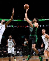 NBA直播- 塔图姆50分绿军加时擒老鹰  